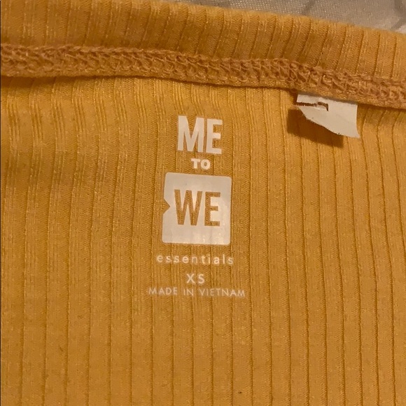 Yellow button up crop top - Picture 2 of 2